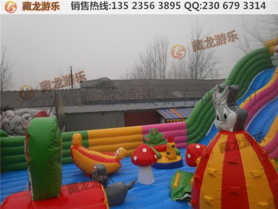 廣場(chǎng)充氣城堡生意經(jīng)營策略與云南廠家的產(chǎn)品優(yōu)勢(shì)解析